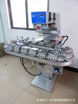 印籌碼雙色16位格帶油杯 力天機械的專業制造與市場價值